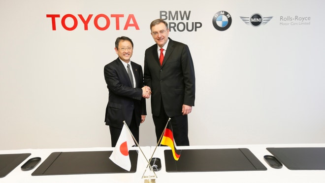 bmw toyota 660.JPG